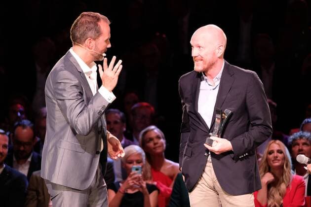 Matthias Brügelmann mit Preisträger Matthias Sammer Verleihung des Bild Award in der Fischauktionshalle Große Elbstraße in Hamburg am 27.8.2018