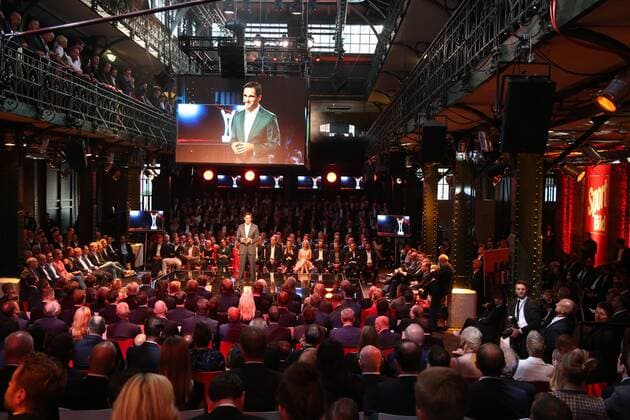 Sport Bilder des Tages Axel Springer Verlagsleiter Frank Mahlberg auf der neuen Bühne Verleihung des Bild Award in der Fischauktionshalle Große Elbstraße in Hamburg am 27.8.2018