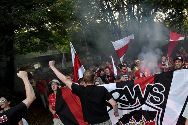 SOCCER - CL quali, RBS vs Belgrade TAXHAM,AUSTRIA,28.AUG.18 - SOCCER - UEFA Champions League qualification play-off, Red Bull Salzburg vs FC Red Star Belgrade, training RBS, preview. Image shows fans of RBS. GEPAxpictures xFlorianxErtl