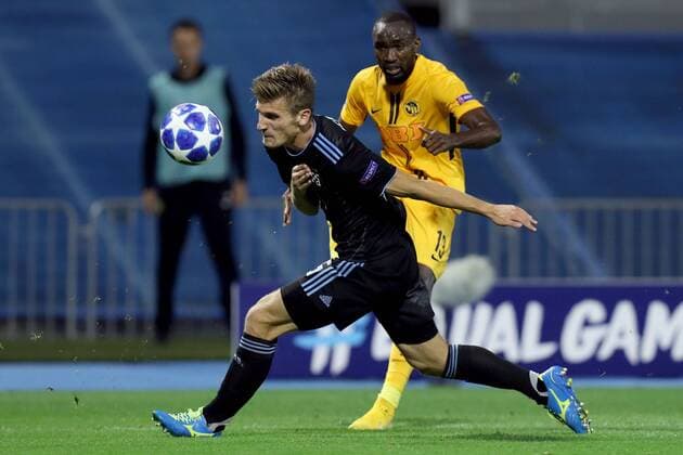 GNK Dinamo - Young Boys 28.08.2018., stadium Maksimir, Zagreb, Croatia - Champions League playoffs, GNK Dinamo - Young Boys . Nicolas Moumi Ngamaleu, Emir Dilaver.  LukaxStanzl PIXSELL