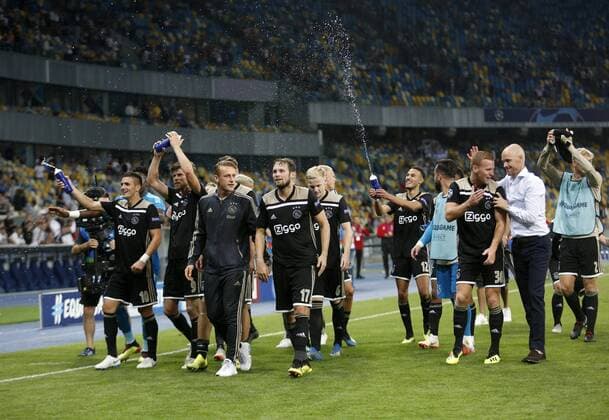August 28, 2018 - Ajax players celebrate after the UEFA Champions League play off, second leg soccer match between Ajax and Dynamo Kyiv in Kyiv, Ukraine, 28 August 2018. UEFA Soccer 2018: Ajax 0:0 Dynamo Kyiv - ZUMAs334 20180828_zap_s334_010 Copyright: xAnatoliixStepanovx