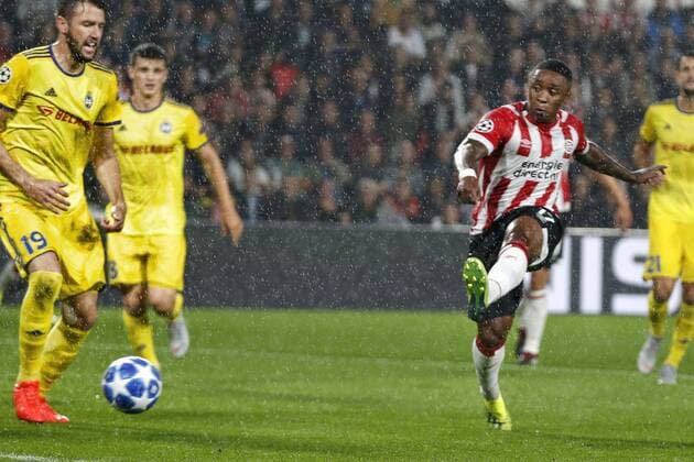EINDHOVEN, Netherlands, 29-08-2018, football, Champions League play-off round 4 leg 2 , season 2018 2019 , PSV Philips Stadium , PSV - BATE Borisov , PSV forwarder Steven Bergwijn scores 1-0 during the game PSV - BATE Borisov . PSV - Borisov  x2432684x