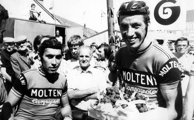 - OVERIJSE, BELGIUM (FILE) : This file picture dated 25 August 1976 shows the Belgian cyclist Joseph Bruyere delivering a grapes basket to Eddy Merckx. Joseph Bruyere had just won the Druivenkoers. ARCHIVES  x85208663stx