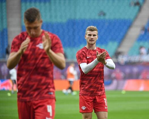 Fussball, Herren, Saison 2018 2019, Europa League-Qualifikation (Play-offs, Rückpiel), RB Leipzig - Sorja Luhansk, v. l. Willi Orban (RB Leipzig), Timo Werner (RB Leipzig) bei der Erwärmung, Aufwärmen, 30.08. 2018, Copyright: xMatthiasxKochx