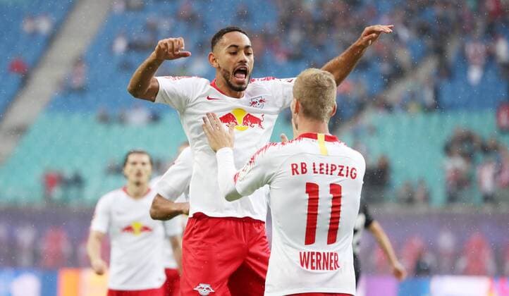RB Leipzig - Luhansk Fussball Euro League Quali Leipzig, 30.08.2018, Red Bull Arena, Fussball, UEFA EURO EM Europameisterschaft Fussball League , Qualifikation, PlayOff Rückspiel, Hinspiel , RB Leipzig vs. FK Sorja Luhansk , Im Bild; Tor für RB Leipzig. Jubel nach dem Treffer zum 1:0. Matheus Cunha (20, RB Leipzig) und Timo Werner (11, RB Leipzig). , Für die Verletzung der Persönlichkeitsrechte und des Datenschutzes der abgebildeten Personen übernimmt PICTURE POINT bzw. und der Urheber des Fotos keine Haftung! ,