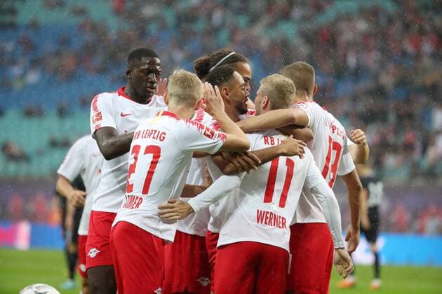 RB Leipzig - Luhansk Fussball Euro League Quali Leipzig, 30.08.2018, Red Bull Arena, Fussball, UEFA EURO EM Europameisterschaft Fussball League , Qualifikation, PlayOff Rückspiel, Hinspiel , RB Leipzig vs. FK Sorja Luhansk , Im Bild; Tor für RB Leipzig. Jubel nach dem Treffer zum 1:0. Matheus Cunha (20, RB Leipzig) und Timo Werner (11, RB Leipzig). , Für die Verletzung der Persönlichkeitsrechte und des Datenschutzes der abgebildeten Personen übernimmt PICTURE POINT bzw. und der Urheber des Fotos keine Haftung! ,