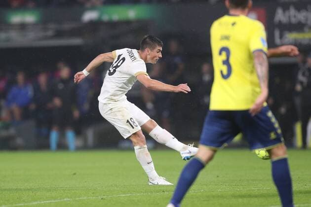 Genk s Ruslan Malinovski scores a goal during a soccer game between Danish club Brondby IF and Belgian team KRC Genk, Thursday 30 August 2018 in Copenhagen, Denmark, the return game of the play-off for the UEFA Europa League competition. The first leg ended in a 5-2 Genk victory. BRUNOxFAHY  x05416635x