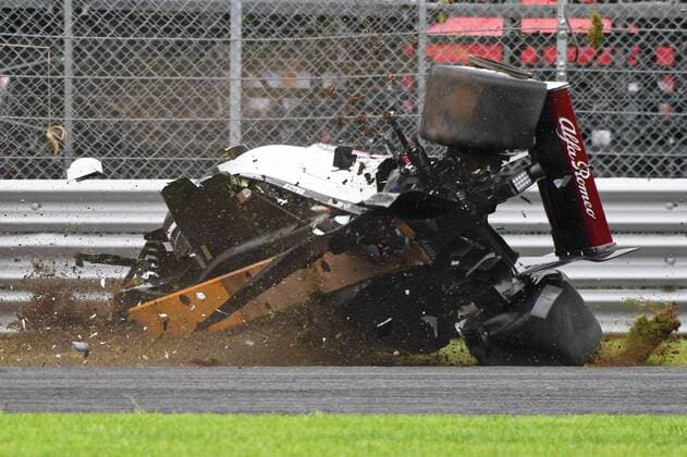 Formel 1, GP Italien, Crash Marcus Ericsson xekx 31.08.- 02.09.2018, FIA Formula 1 Championship, Formula 1, Grosser Preis von Italien 2018, GP Italia, Monza Im Bild: Schwerer Unfall von Marcus Ericsson (SWE 9) Alfa Romeo Sauber F1 Team im zweiten freien Training. Monza Italien