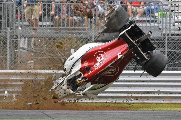Formel 1, GP Italien, Crash Marcus Ericsson xekx 31.08.- 02.09.2018, FIA Formula 1 Championship, Formula 1, Grosser Preis von Italien 2018, GP Italia, Monza Im Bild: Schwerer Unfall von Marcus Ericsson (SWE 9) Alfa Romeo Sauber F1 Team im zweiten freien Training. Monza Italien