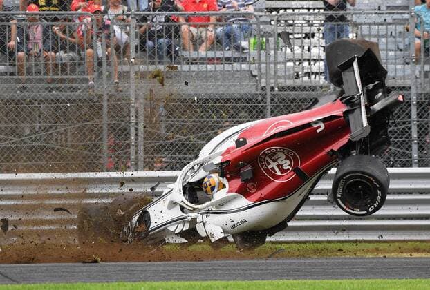 Crash, Marcus Ericsson, Alfa Romeo Sauber, F1 Team, formula 1 GP, Italien in Monza, 31.08.2018 Photo:mspb Jerry Andre Crash, Marcus Ericsson, formula 1 GP, Italien 2018