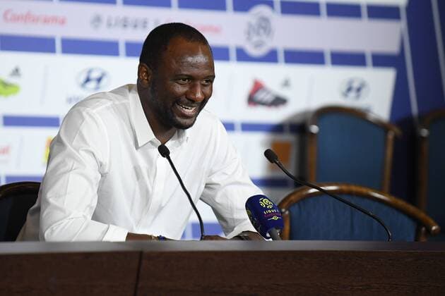 PATRICK VIEIRA (ENTRAINEUR NICE) - CONFERENCE DE PRESSE FOOTBALL : Lyon vs Nice - Ligue 1 Conforama - 31 08 2018 FEP Panoramic 