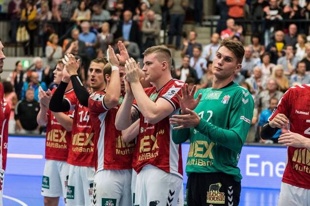 Hamburger bedanken sich bei Fans, HBW Balingen-Weilstetten vs. Handball Verein Hamburg, Handballl, DKB, Herren, 2.Bundesliga, 2. Spieltag, Saison 18 19, GER, 31.08.2018, HBW Balingen-Weilstetten vs. Handball Sport Verein Hamburg, Handballl, DKB, Herren, 2.Bundesliga, 2. Spieltag, Saison 18 19, GER, 31.08.2018 Balingen Copyright: xEIBNER WolfgangxFrankx EP_WFK