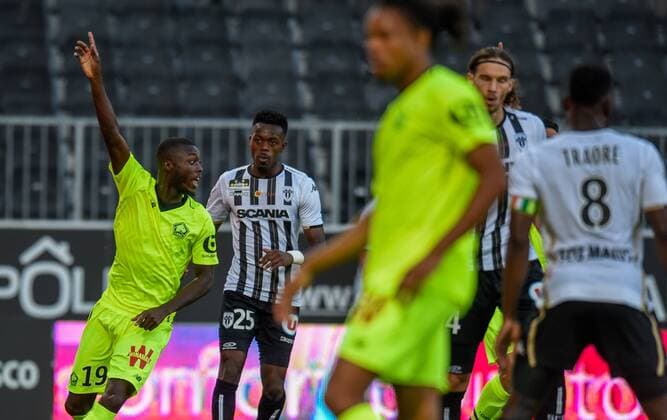 Fußball, SCO Angers - OSC Lille Nicolas Pepe ( LOSC ) FOOTBALL : SCO Angers vs Lille OSC - Ligue 1 - Angers - 01 09 2018 FedericoPestellini Panoramic 