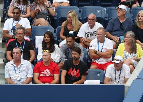 Alexander Zverev Team in der Spielerloge L-R. Trainer,coach Ivan Lendl, dahinter im schwarzen Hemd Manager Patricio Apey, Fitness Trainer Jez Green, Physiotherapeut Hugo Gravil ganz rechts Vater Alexander Zverev Senior, Copyright: xJuergenxHasenkopfx
