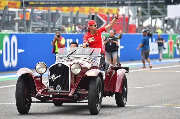 xekx 31.08.- 02.09.2018, FIA Formula 1 Championship, Formula 1, Grosser Preis von Italien 2018, GP Italia, Monza Im Bild: Sebastian Vettel (GER 5), Scuderia Ferrari während der Fahrerparade Monza Italien