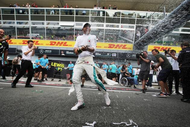 Sport Themen der Woche KW35 Sport Bilder des Tages Photo4 LaPresse 02 09 2018 Monza, Italy Grand Prix Formula One Italia 2018 In the pic: Mercedes celebtation , Lewis Hamilton (GBR) Mercedes AMG F1 W09 win the race and Valtteri Bottas (FIN) Mercedes AMG F1 W09 3rd position  Copyright: xPhoto4 LaPressex