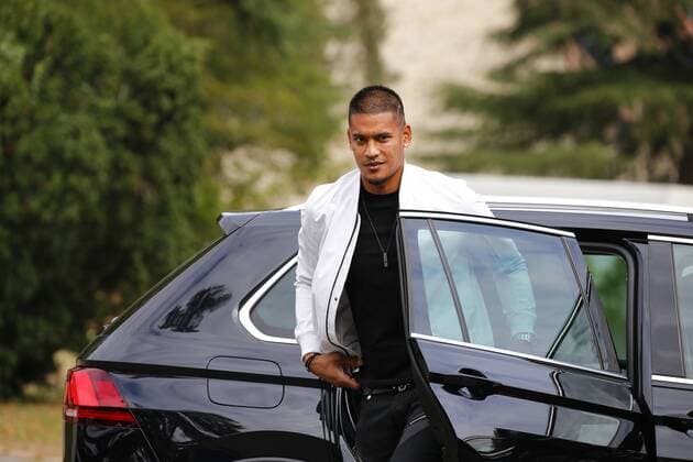 Areola Alphonse FOOTBALL : Arrivee des joueurs de l equipe de France a Clairefontaine - 03 09 2018 StephenCaillet Panoramic 
