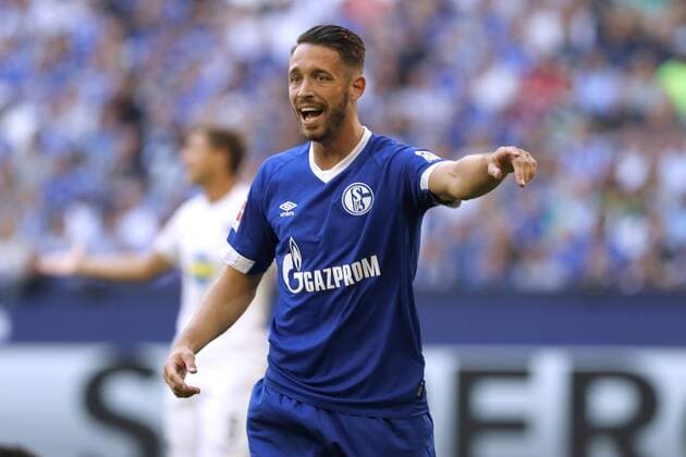 UTH Mark Team FC Schalke 04 DFL Fussball Bundesliga Saison 2018-2019 Spiel FC Schalke 04 - Hertha BSC Berlin 0 : 2 am 02.September 2018 in Gelsenkirchen DFL REGULATIONS PROHIBIT ANY USE OF PHOTOGRAPHS as IMAGE SEQUENCES and or QUASI-VIDEO