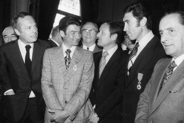 Eddy Merckx receives the Legion of Honour and Raymond Poulidor is made Knight of the Order of Leopold. (BELGA ARCHIVES)  x85221394stx