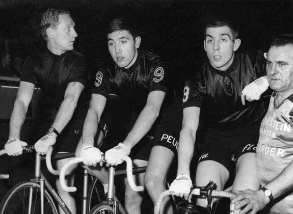 Cyclists Klaus Bugdahl (L) Eddy Merckx (C) and Patrick Sercu seen prior to the departure of the Antwerp s Six Days race (BELGA ARCHIVES)  x85224613stx