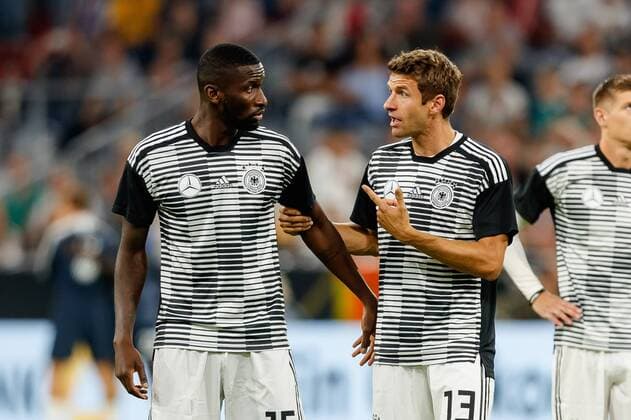 Muenchen, Germany, 06.09.2018, UEFA Nations League, Deutschland - Frankreich Antonio Ruediger (GER) und Thomas Mueller (GER) diskussion ( DeFodi048