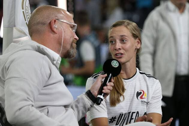 Skirennfahrer Anna Schaffelhuber im Interview, Deutschland vs. Frankreich, Fussball, UEFA Nations League, 06.09.2018, DFB regulations prohibit any use of photographs as image sequences and or quasi-video Muenchen Bayern Deutschland