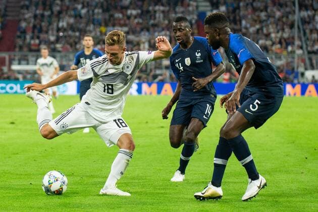 06.09.2018, xkvx, Fussball UEFA Nations League Division A, Deutschland - Frankreich emspor, v.l. Joshua Kimmich (DFB - Deutscher Fussballbund), Blaise Matuidi (Fussballnationalmannschaft Frankreich), Samuel Umtiti (Fussballnationalmannschaft Frankreich) (DFL DFB REGULATIONS PROHIBIT ANY USE OF PHOTOGRAPHS as IMAGE SEQUENCES and or QUASI-VIDEO) Muenchen