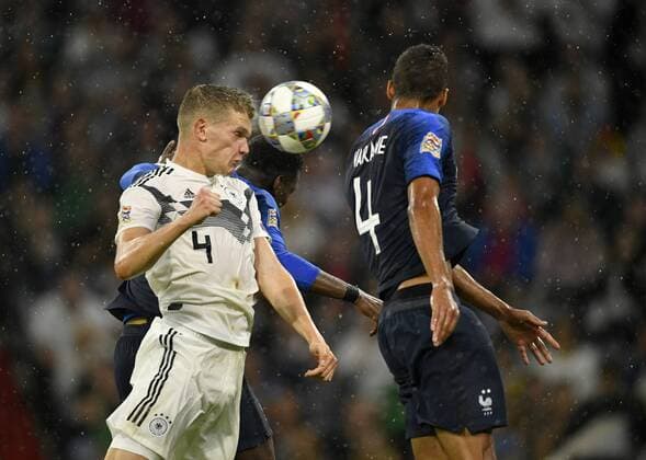 Torschuss Aktion Torchance Kopfball Matthias Ginter (GER) DFB Länderspiel Deutschland GER vs Frankreich FRA UEFA Nations League Division A 2018 19 Gruppe 1 06.09.2018 Allianz Arena München Deutschland DFB REGULATIONS PROHIBIT ANY USE OF PHOTOGRAPHS AS IMAGE SEQUENCES AND OR QUASI-VIDEO DFB Länderspiel Deutschland GER vs Saudi-Arabien SAU