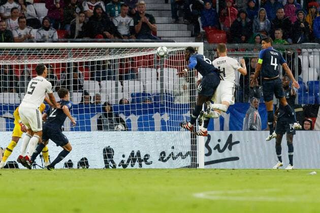 Muenchen, Germany, 06.09.2018, UEFA Nations League, Deutschland - Frankreich Paul Pogba (FRA) und Matthias Ginter (GER) im Zweikampf ( DeFodi048