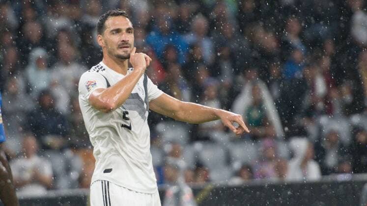 Muenchen, Deutschland 06.09.2018, UEFA Nations League, Deutschland - Frankreich, Mats Hummels (GER) gestikuliert, gestik ( DeFodi527
