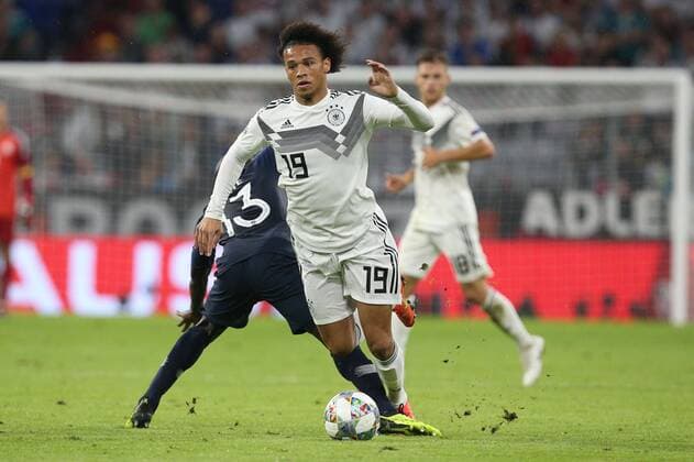l-r: im Zweikampf, Aktion, mit N Golo Kante 13 (Frankreich) und Leroy Sane 19 (Deutschland), Deutschland vs. Frankreich, Fussball, UEFA Nations League, 06.09.2018, DFB regulations prohibit any use of photographs as image sequences and or quasi-video Muenchen Bayern Deutschland