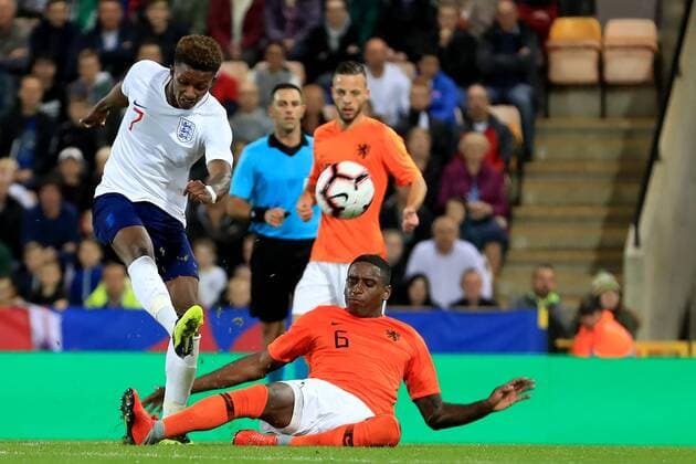 6th September 2018, Carrow Road, Norwich, England; UEFA Under 21 European Championship EM Europameisterschaft football, England U21 U 21 versus Netherlands U21; Pablo Rosario of Netherlands U21 attempts to block the shot from Demarai Gray of England  ActionPlus12060594 ShaunxBrooks
