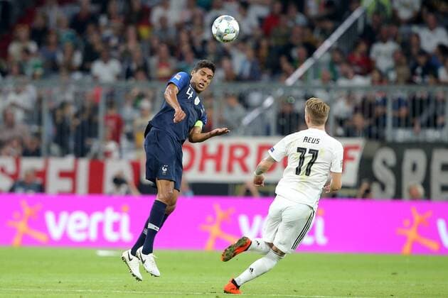 Raphael Varane ( Frankreich ) Marco Reus ( Deutschland ) , UEFA Nations League, 2018 19, Deutschland vs. Frankreich, DFB regulations prohibit any use of photographs as image sequences and or quasi-video, Deutschland vs. Frankreich, UEFA Nations League, 2018 19, Fussball, 06.09.2018 Muenchen Copyright: xEIBNER HarryxLangerx EP_HLR