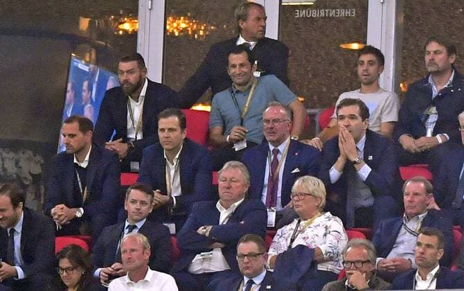 06.09.2018, Fussball, UEFA Nations-League 2018 2019, 1.Spieltag in München in der Allianz-Arena: Deutschland - Frankreich. Ehrengäste, mit Manager Oliver Bierhoff (Deutschland), drummenigge, Horst Hrubesch, Berti Vogts, Sportdirektor Hasan Salihamidzic (Bayern München). DFB and DFL regulations prohibit any use of photographs as image sequences and or quasi-video.