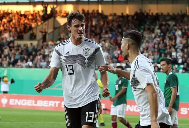 07.09.2018 - Fussball - Testspiel Freundschaftsspiel - Länderspiel - Deutschland - Mexiko - U21 U 21 - DaMa - DFB regulations prohibit any use of photographs as image sequences and or quasi-video Jubel Freude Torjubel nach Tor zum 1:0 - Janni Serra (13, Deutschland U21 ) Suat Serdar (16, Deutschland U21 ) jubelt freut sich - Torschütze: Janni Serra (13, Deutschland U21 )