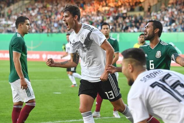 Torjubel Janni SERRA (GER) nach Tor zum 1-0, Jubel,Freude,Begeisterung,, Aktion. Fussball U-21 Laenderspiel. Deutschland (GER) - Mexiko (MEX), am 07.09.2018 in Fuerth,Sportpark Ronhof Thomas Sommer. DFB REGULATIONS PROHIBIT ANY USE OF PHOTOGRAPHS AS IMAGE SEQUENCES AND OR QUASI-VIDEO.