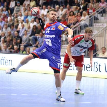 Oddur Gretarsson (HBW Balingen-Weilstetten 14) fuehrt einen Siebenmeter aus, ASV Hamm-Westfalen vs HBW Balingen-Weilstetten, Handball, 2. Bundesliga, 07.09.2018, ASV Hamm-Westfalen vs HBW Balingen-Weilstetten, Handball, 2. Bundesliga, 07.09.2018 Hamm Copyright: xEIBNER JanxStrohdiekx EP_JSK