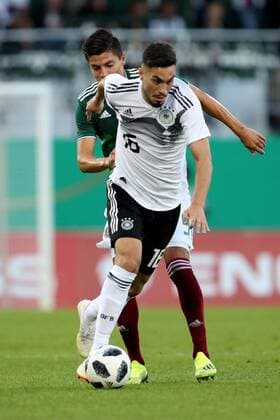 Deutschland, Fürth, Sportpark Ronhof Thomas Sommer, 07.09.2018, Fussball - Laenderspiel - Deutschland U 21 - Mexiko U 21 Bild: v. lk. Ronaldo Cisneros (Mexiko, 9)d Suat Serdar (Deutschland, 6) DFB REGULATIONS PROHIBIT ANY USE OF PHOTOGRAPHS AS IMAGE SEQUENCES AND OR QUASI-VIDEO. Copyright: HMBxMedia xHeikoxBecker