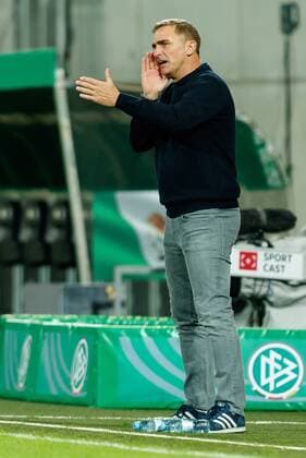 Fuerth, Germany, 07.09.2018, Freundschaftsspiel U 21, Deutschland - Mexiko Trainer Stefan Kuntz (GER) gestikuliert, gestik ( DeFodi048