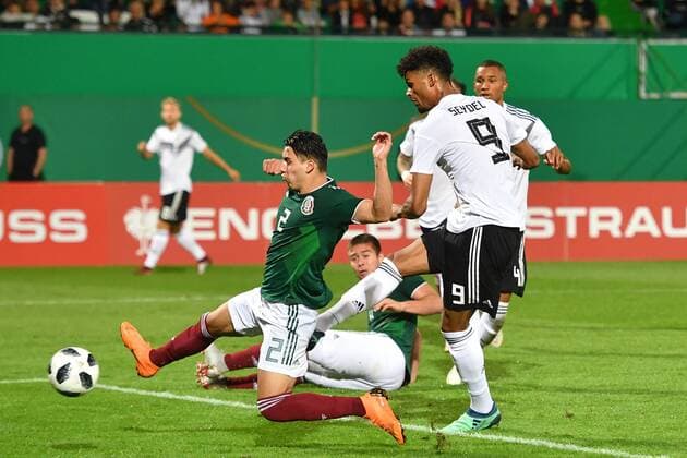 Aaron SEYDEL (GER) schiesst das Tor zum 2-0m Aktion,Torschuss.. Fussball U-21 Laenderspiel. Deutschland (GER) - Mexiko (MEX), am 07.09.2018 in Fuerth,Sportpark Ronhof Thomas Sommer. DFB REGULATIONS PROHIBIT ANY USE OF PHOTOGRAPHS AS IMAGE SEQUENCES AND OR QUASI-VIDEO.