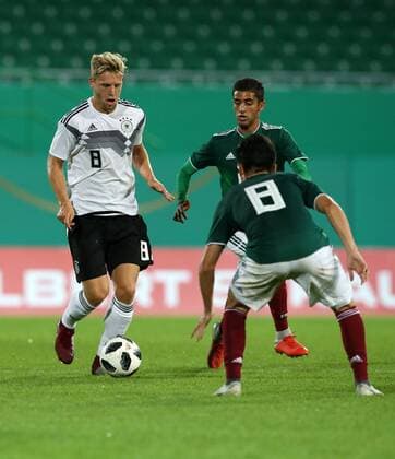 07.09.2018 - Fussball - Testspiel Freundschaftsspiel - Länderspiel - Deutschland - Mexiko - U21 U 21 - DaMa - DFB regulations prohibit any use of photographs as image sequences and or quasi-video Arne Maier (8, Deutschland U21 ) Oscar Macias (8, Mexico Mexico U21 )