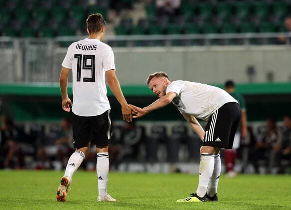 07.09.2018 - Fussball - Testspiel Freundschaftsspiel - Länderspiel - Deutschland - Mexiko - U21 U 21 - DaMa - DFB regulations prohibit any use of photographs as image sequences and or quasi-video Freude Jubel nach Spielende - Florian Neuhaus (19, Deutschland U21 ) Cedric Teuchert (11, Deutschland U21 ) klatschen ab