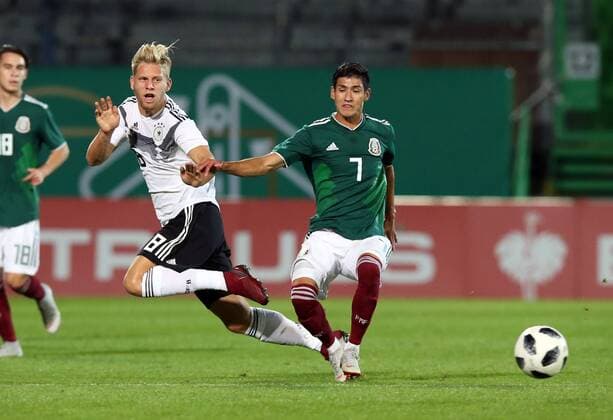 07.09.2018 - Fussball - Testspiel Freundschaftsspiel - Länderspiel - Deutschland - Mexiko - U21 U 21 - DaMa - DFB regulations prohibit any use of photographs as image sequences and or quasi-video Arne Maier (8, Deutschland U21 ) Uriel Antuna (7, Mexico Mexico U21 )