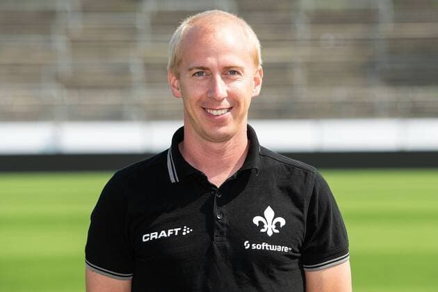05.09.2018, xfux, Fussball 2.Bundesliga, SV Darmstadt 98 Fototermin Saison 2018 2019, PortraÌˆttermin 2018 2019, emspor, emonline, deloka, v.l. Physiotherapeut Sebastian Pommer (SV Darmstadt 98) Darmstadt