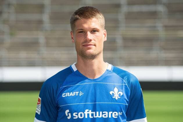 05.09.2018, xfux, Fussball 2.Bundesliga, SV Darmstadt 98 Fototermin Saison 2018 2019, PortraÌˆttermin 2018 2019, emspor, emonline, deloka, v.l. Johannes Wurtz (SV Darmstadt 98) Darmstadt