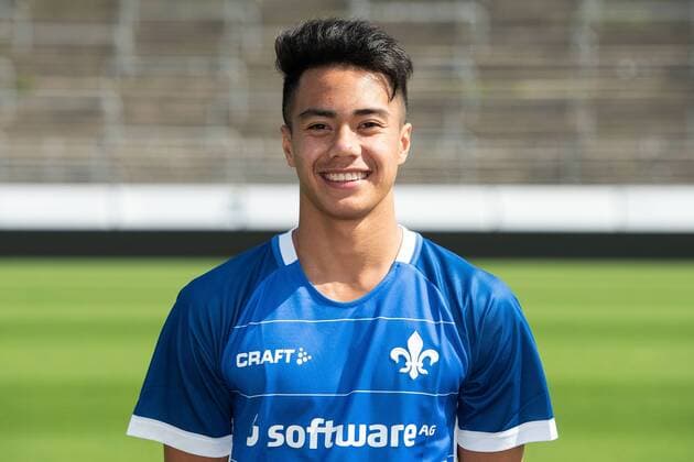 05.09.2018, xfux, Fussball 2.Bundesliga, SV Darmstadt 98 Fototermin Saison 2018 2019, PortraÌˆttermin 2018 2019, emspor, emonline, deloka, v.l. Cameron Royo (SV Darmstadt 98) Darmstadt