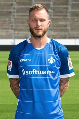 05.09.2018, xfux, Fussball 2.Bundesliga, SV Darmstadt 98 Fototermin Saison 2018 2019, PortraÌˆttermin 2018 2019, emspor, emonline, deloka, v.l. Tim Rieder (SV Darmstadt 98) Darmstadt