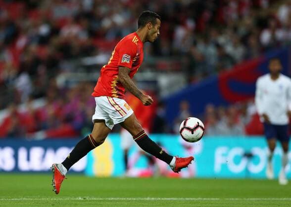 8th September 2018, Wembley Stadium, London, England; UEFA Nations League football, England versus Spain; Thiago Alcantara of Spain lifts the ball before a shot on goal  ActionPlus12061070 JohnxPatrickxFletcher