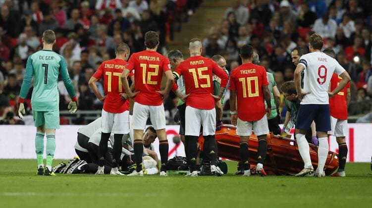 David De Gea of Spain checks on his club team mate Luke Shaw of England during the UEFA Nations League - League A - Group 4 match at Wembley Stadium, London. Picture date 8th September 2018. Picture credit should read: David Klein Sportimage EDITORIAL USE ONLY. No use with unauthorised audio, video, data, fixture lists, club league logos or live services. Online in-match use limited to 120 images, no video emulation. No use in betting, games or single club league player publications.