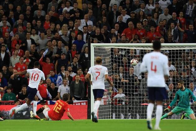 8th September 2018, Wembley Stadium, London, England; UEFA Nations League football, England versus Spain; David de Gea of Spain saves the shot on gaol from Marcus Rashford of England  ActionPlus12061114 ShaunxBrooks
